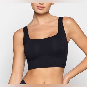 SKIMS 🖤🖤 NAKED LONGLINE SCOOP TANK BRA BRALETTE ONYX M-DD